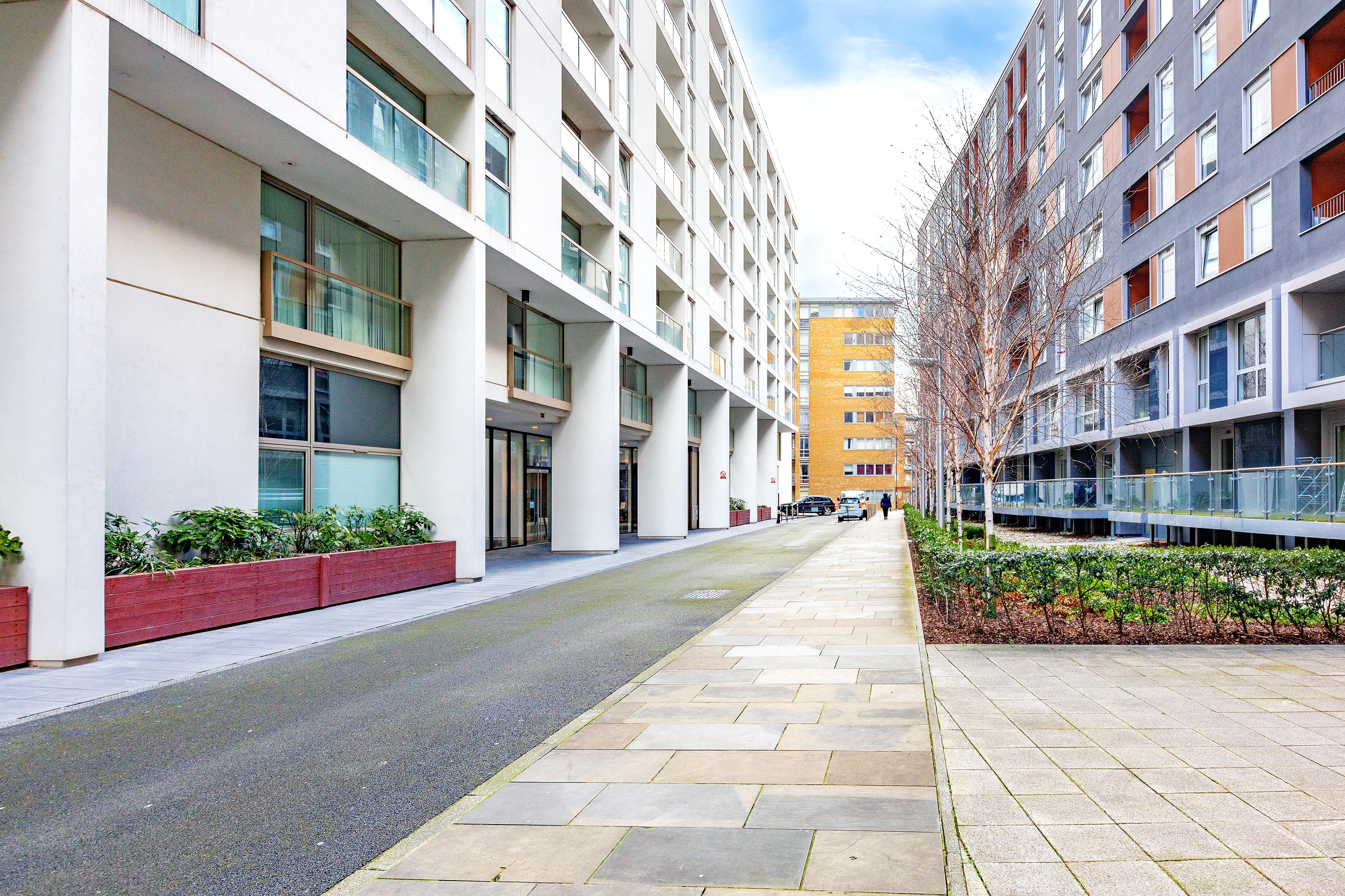 Luxurious Lanterns Court Two-Bedrooms Apartments Londra Exterior foto